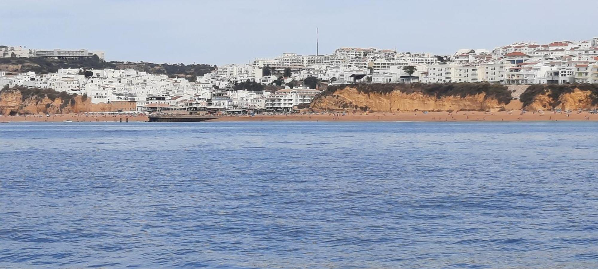 Areias Sol Apartment *